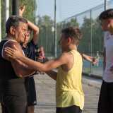 Con Pinuccio raggiungiamo ora gli altri ragazzi che si stanno allenando nei giardini dell�Angiulli